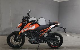 KTM 125 DUKE JPA40