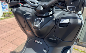 YAMAHA T-MAX 560 A TECHMAX 2025 SJ21J