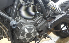 DUCATI SCRAMBLER ICON 2015