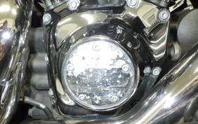 HARLEY FLTRUSE1800CVO 2015