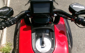 DUCATI DIAVEL CARBON 2014 ZDMG105JAEB