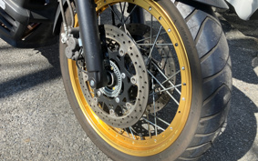 SUZUKI DL650 ( V-Strom 650 ) 2022 C733M