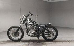 SUZUKI GLASS TRACKER BIG BOY NJ4BA