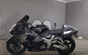 SUZUKI GSX-1300R HAYABUSA 2004 GW71A