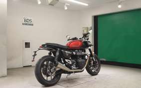 TRIUMPH SPEED TWIN 2025