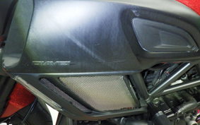 DUCATI DIAVEL 2015