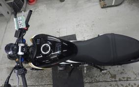 TRIUMPH TRIDENT 660 2026