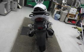 SUZUKI GSR250
