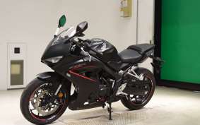 HONDA CBR650R E-Clutch 2024 RH17
