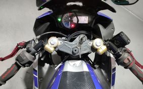 YAMAHA YZF-R25 RG10J