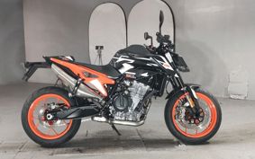 KTM 890 DUKE GP TU940