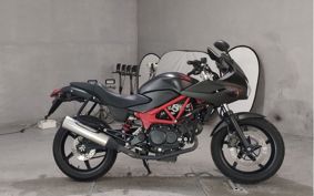 HONDA VTR 250 F MC33