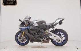 YAMAHA YZF-R1 M 2019