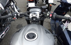 TRIUMPH STREET TRIPLE RS 2021