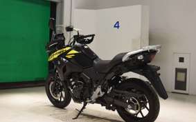 SUZUKI Vｽﾄﾛｰﾑ250 1989