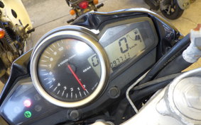 SUZUKI GSR250