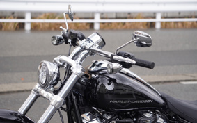 HARLEY FXBR 2025 YE9