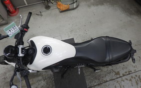 TRIUMPH TRIDENT 660 2021