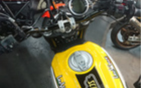 DUCATI  DUCATI  SCRAMBLER  ICON  2015 K102