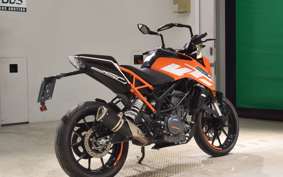 KTM 250 DUKE 2022