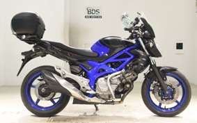 SUZUKI ｸﾞﾗﾃﾞｨｳｽ400 2011 VK58A