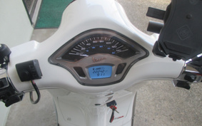 VESPA PRIMA BEIGE RA150