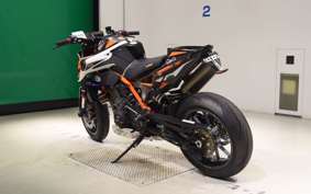KTM 890 DUKE R 2022