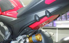 DUCATI STREETFIGHTER V4 S 2021