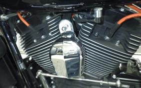 HARLEY FLHXSE 1800CVO 2015