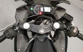YAMAHA YZF-R25 RG10J