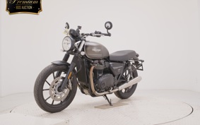 TRIUMPH STREET TWIN 2022