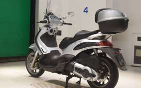 PIAGGIO BEVERLY 500 2006