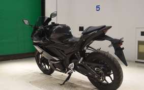 YAMAHA YZF-R25 A 2015 RG74J