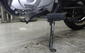 HONDA CBF125T 2025