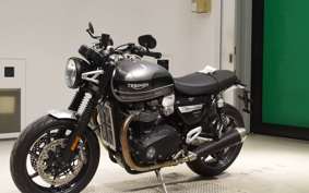TRIUMPH SPEED TWIN
