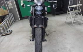 TRIUMPH TRIDENT 660 2023