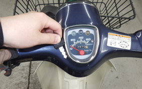 HONDA C50 SUPER CUB 2004 AA01