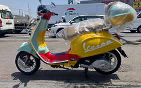 VESPA PRIMA BEIGE RA125