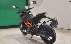 KTM 390 DUKE 2024
