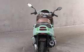 YAMAHA MAJESTY 125 SE27