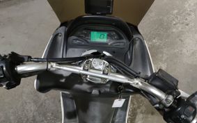 YAMAHA MAJESTY 125 SE27