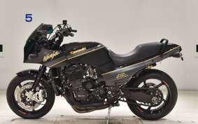 KAWASAKI GPZ900R NINJA 2001 ZX900A