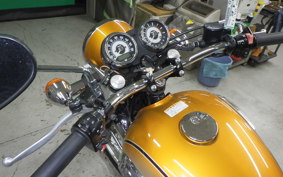 KAWASAKI W800 2011 EJ800A