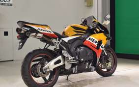 HONDA CBR1000RR 2006 SC57