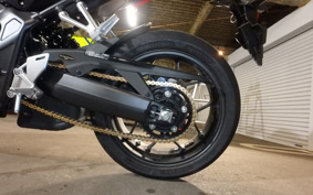 HONDA CBR650R E-Clutch 2025 RH17