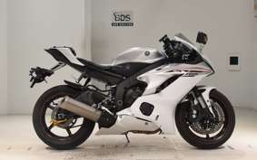 YAMAHA YZF-R6 2019