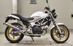 HONDA VTR 250 Gen. 2 MC33