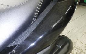 YAMAHA NMAX155-3