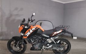 KTM 200 DUKE JUC4G