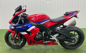 HONDA CBR1000RR-R FB SP 2024 SC82